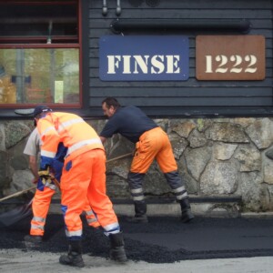 Asfaltering Finse stasjon