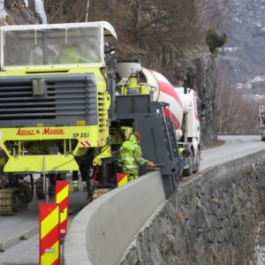 Betongrekkverk ny over gammel